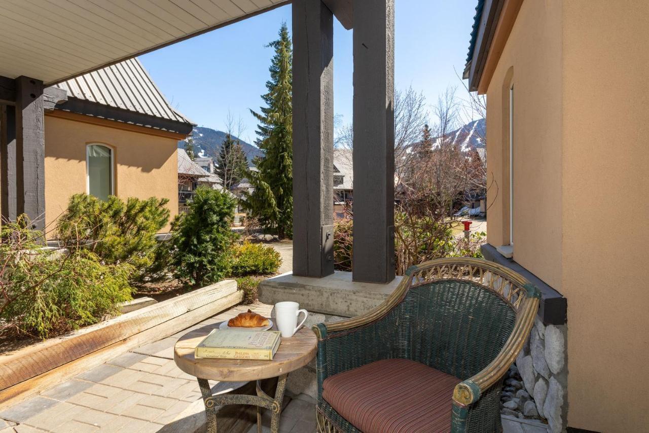 Renovated & Spacious 1Bed/2Bath Whistler Village Exteriör bild